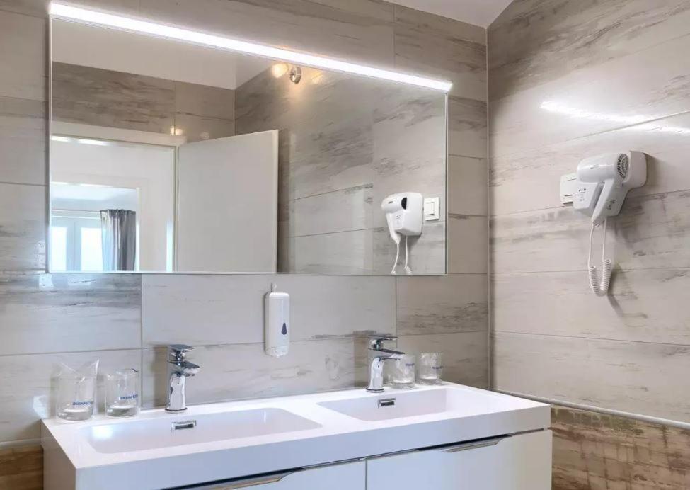 Villa Victoria Istra - Heated Pool Nova Vas  Ngoại thất bức ảnh